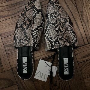 Zara Women's Snakeskin Pattern Mules - Black and Cream